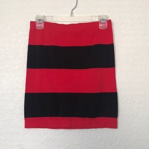NWOT Blk/Red stretchy Skirt